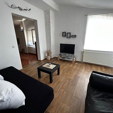 Apartments Petrovic Pirovac Extérieur photo