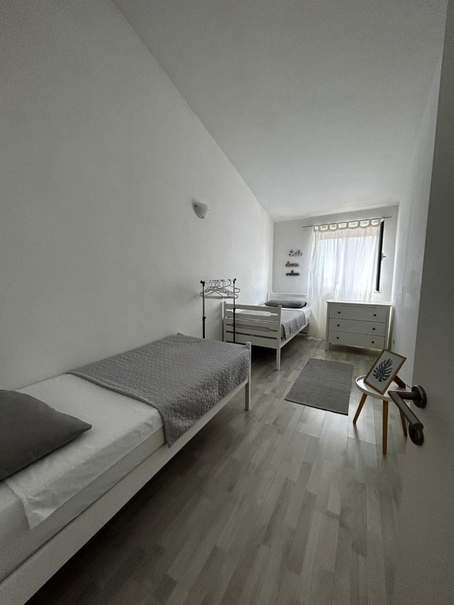 Apartments Petrovic Pirovac Extérieur photo