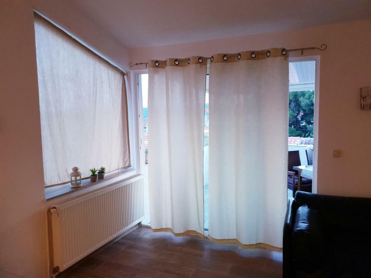 Apartments Petrovic Pirovac Extérieur photo